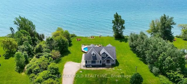 1932 Ocean Boulevard, Chatham-Kent