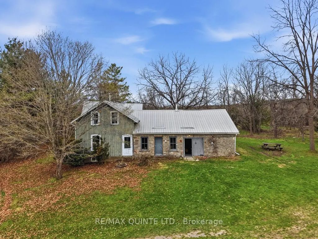1079 Clearview Road, Centre Hastings