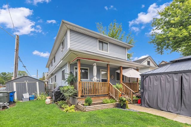 406 Glengarry Avenue, Windsor