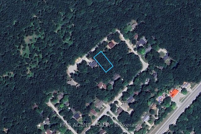10267 Daniel Avenue, Lambton Shores
