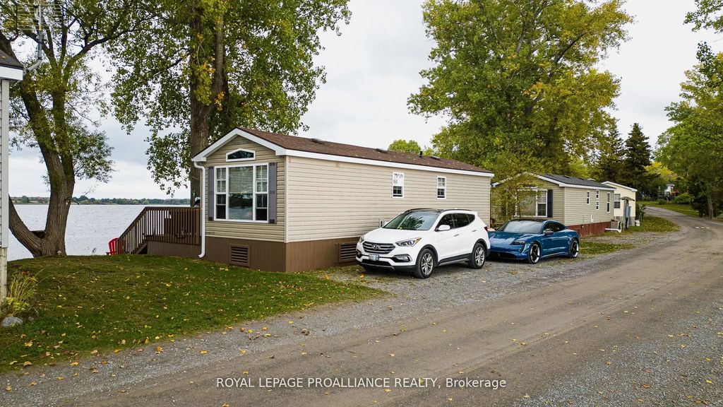 486 Cty Rd 18- 64 Cherry Beach Lane N/a, Prince Edward County