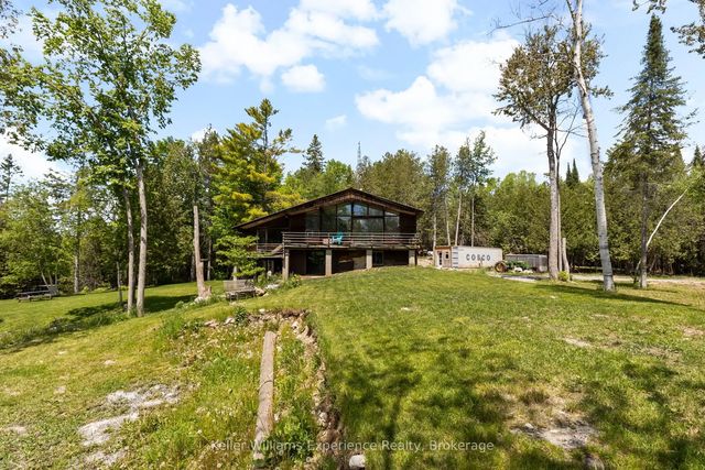 31 Digby Laxton Boundary Road, Kawartha Lakes
