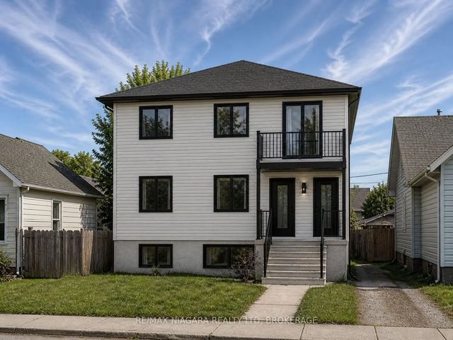 148 Kinnear Street, Port Colborne