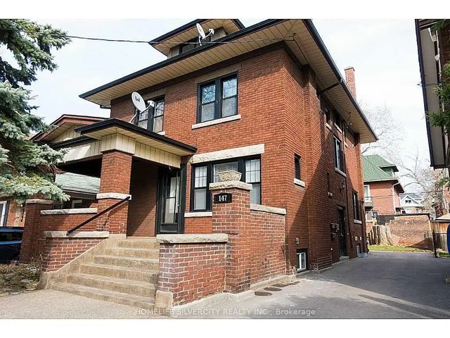 147 Holton Avenue S, Hamilton