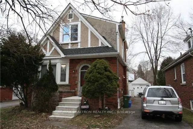 28 Hollywood Street N, Hamilton