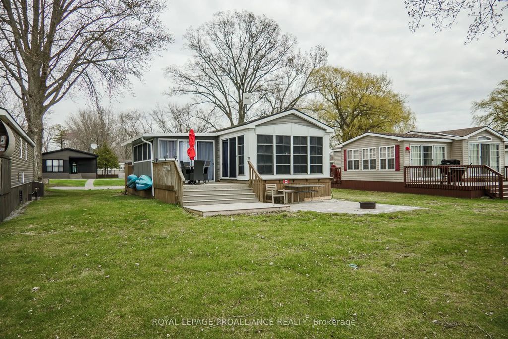 486 County Rd 18 - 19 Beachview Lane, Prince Edward County