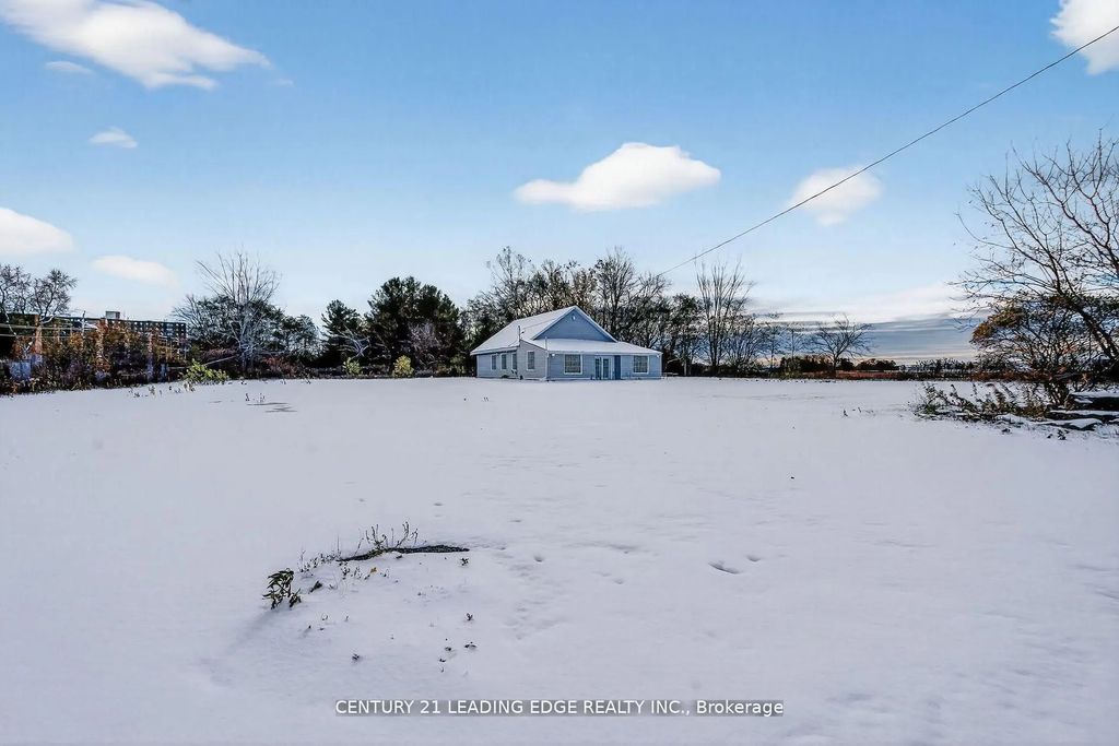556 Bath Road E, Kingston