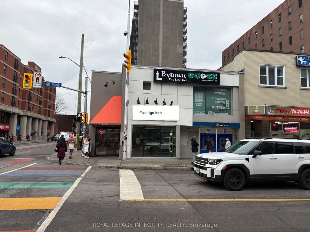 290 Bank Street, Ottawa Centre