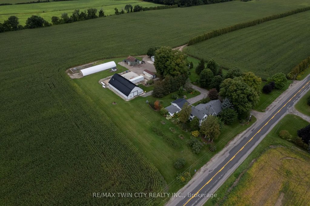331 Middle Townline Road, Brant