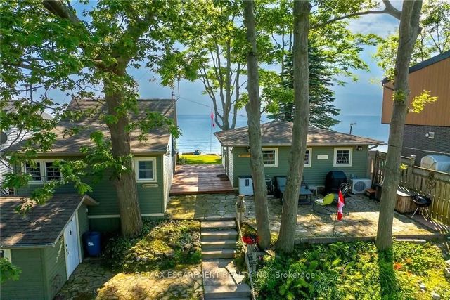 803 Sandy Bay Road, Haldimand