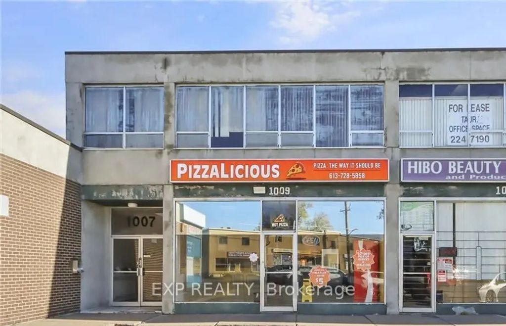 1009 Merivale Road, Carlington - Central Park