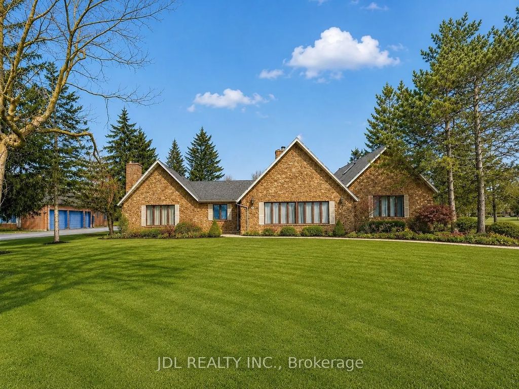 2033 Niagara River Parkway, Fort Erie