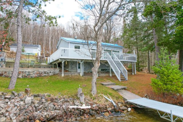 1421 Northshore Road, North Bay