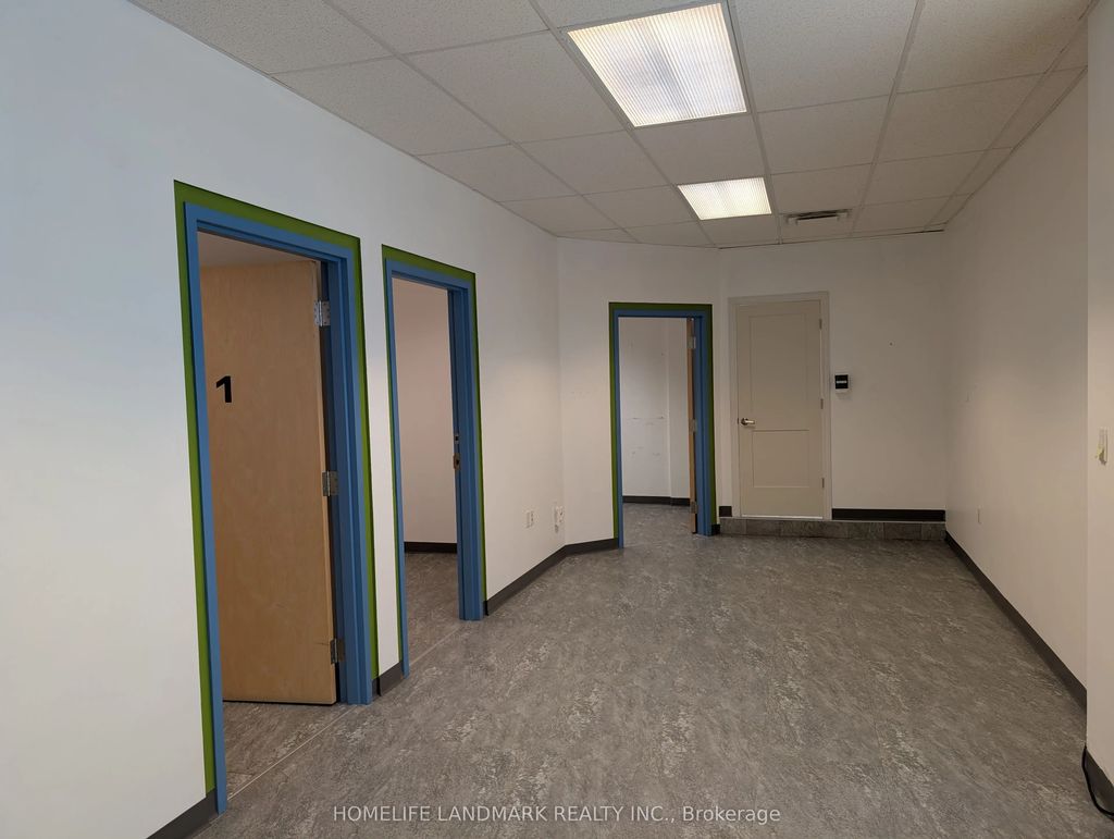 1043 2nd Avenue E, Owen Sound