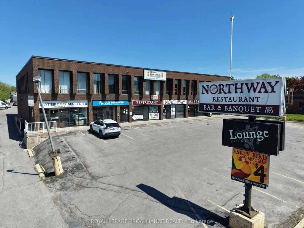 205 North Front Street 2, Belleville