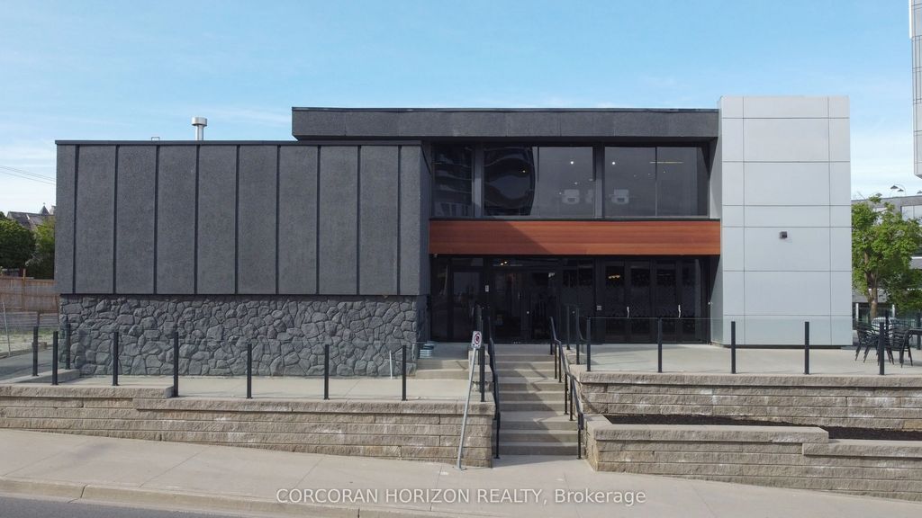 618 King Street W, Kitchener