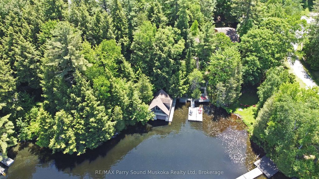 17 Tapatoo Trail, Seguin