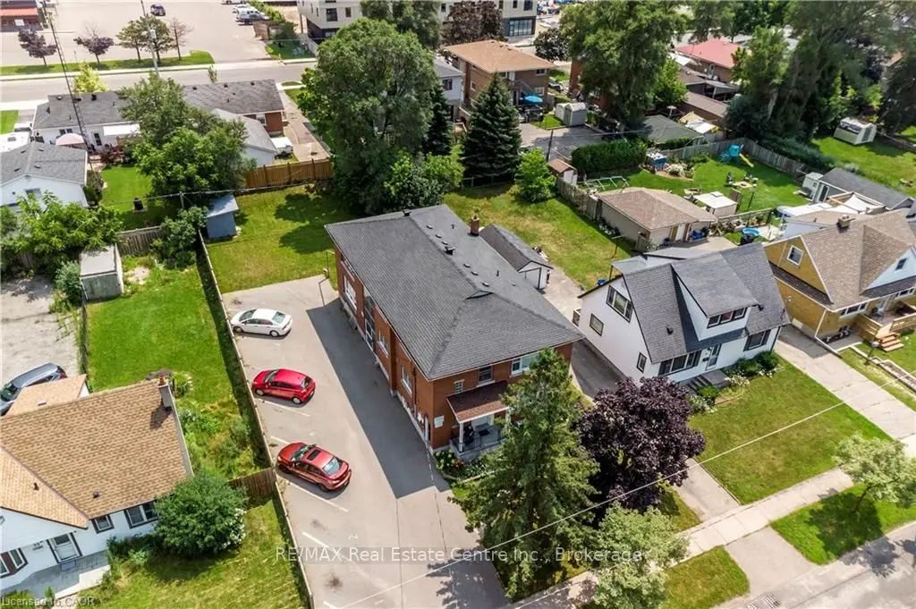 43 Sixth Avenue, Kitchener