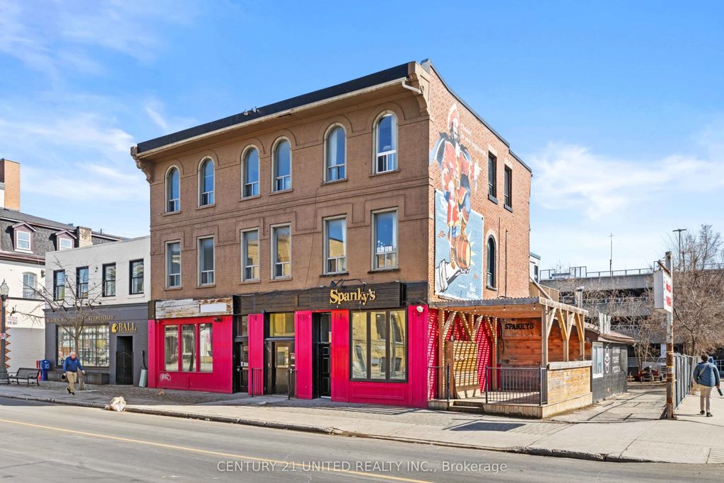 197 Hunter Street W, Peterborough