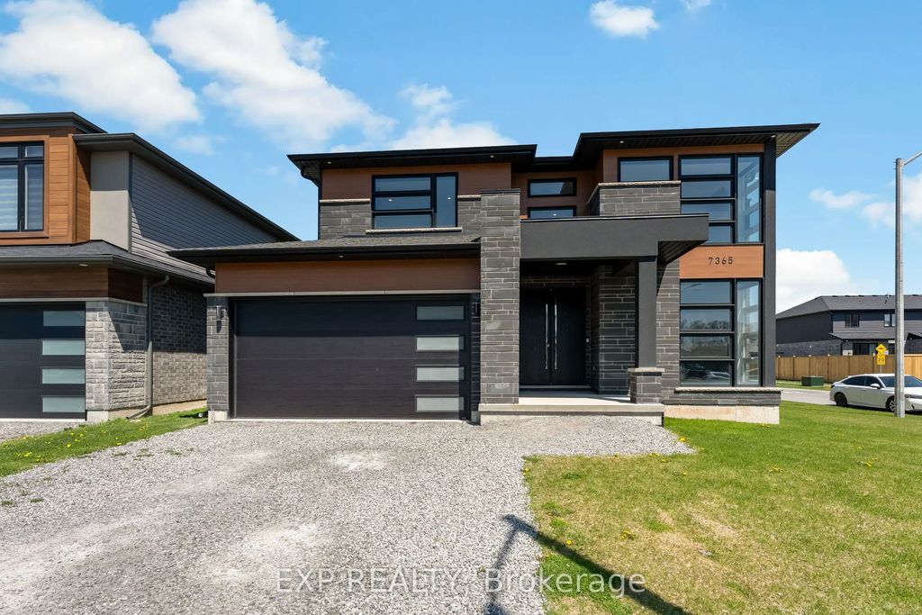 7365 Jonathan Drive, Niagara Falls