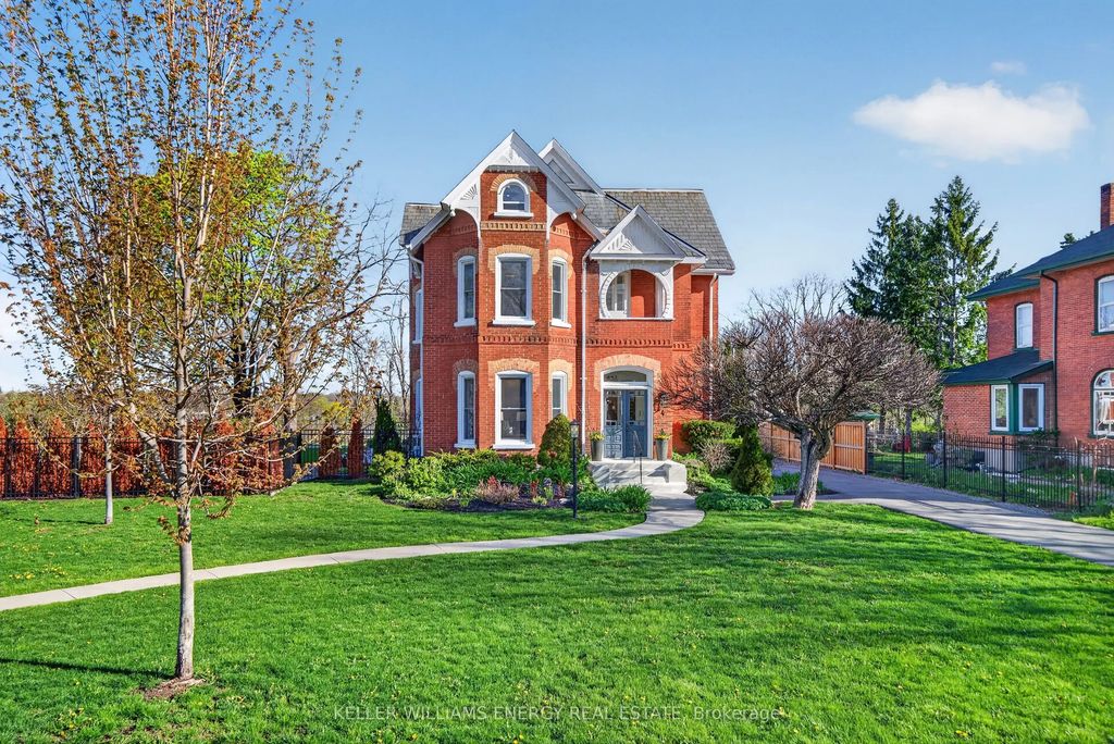 4 Pine Street, Belleville