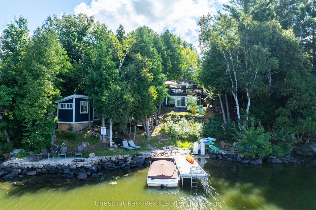 1140 Cowan Park Road 8, Muskoka Lakes