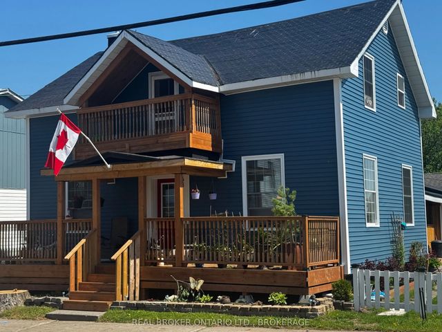 58 Kenyon Street W, North Glengarry
