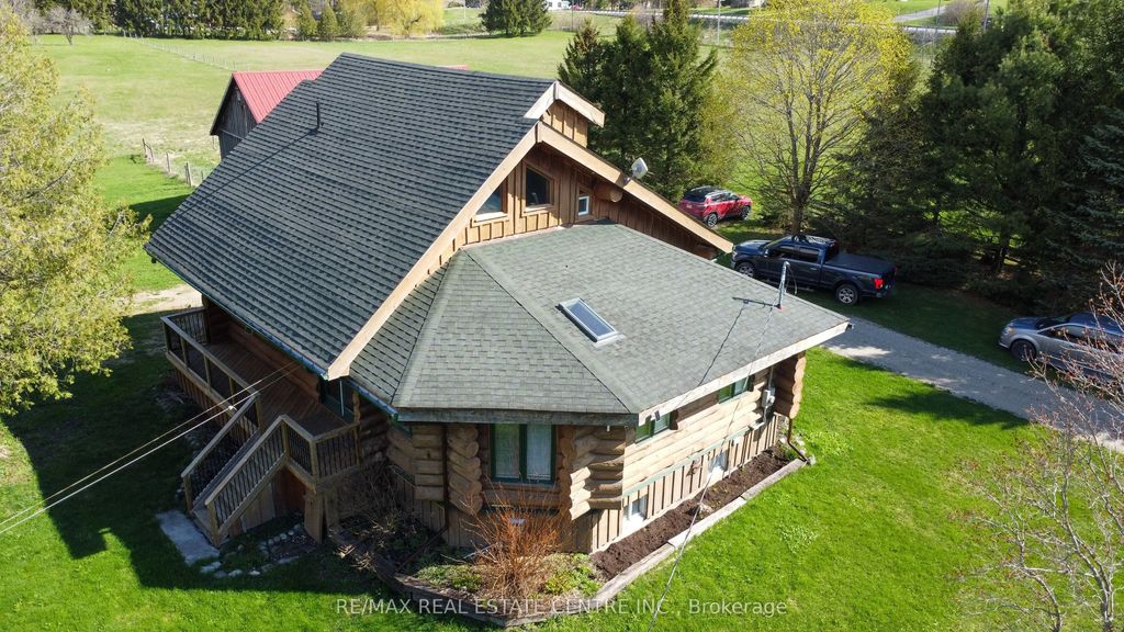 312302 6 Highway, West Grey