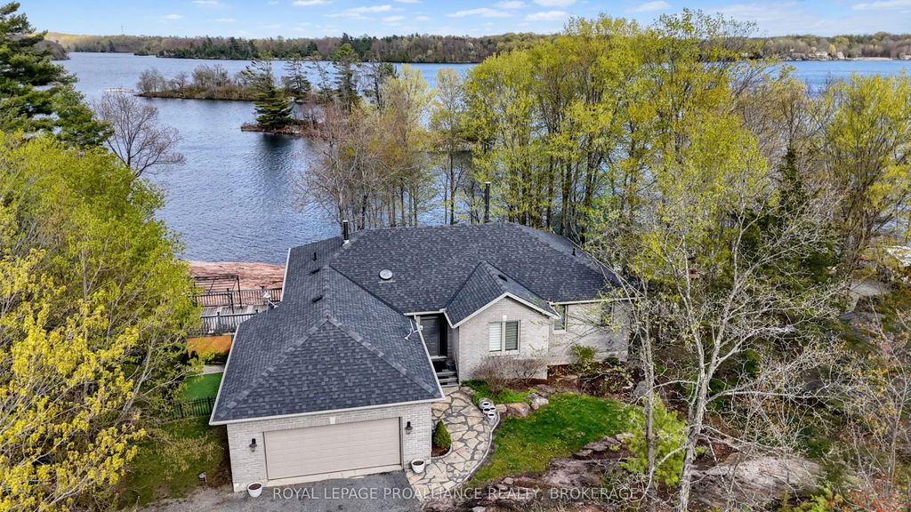 4194c Hiawatha Lane, Frontenac