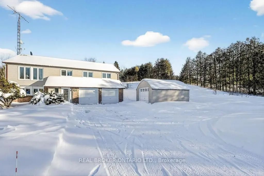 16 Old Carriage Road, East Garafraxa