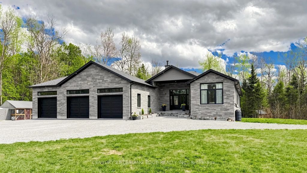 99 Kagawong Road, Kawartha Lakes