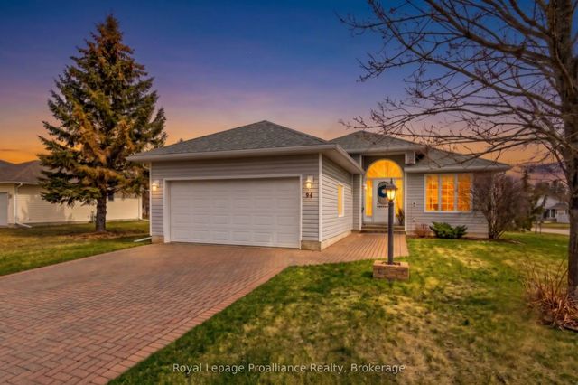 94 Sandbanks Court, Prince Edward County