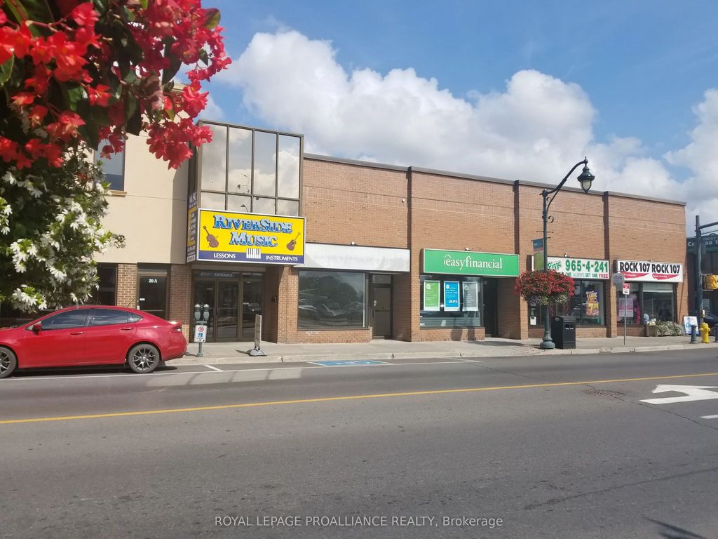 22 Front Street, Quinte West