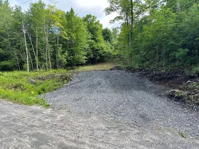 4 Mcnaughts Road, Seguin