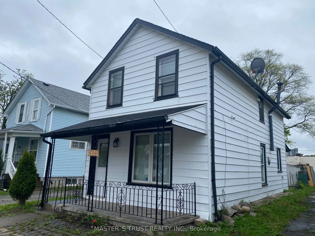 4744 Park Street, Niagara Falls