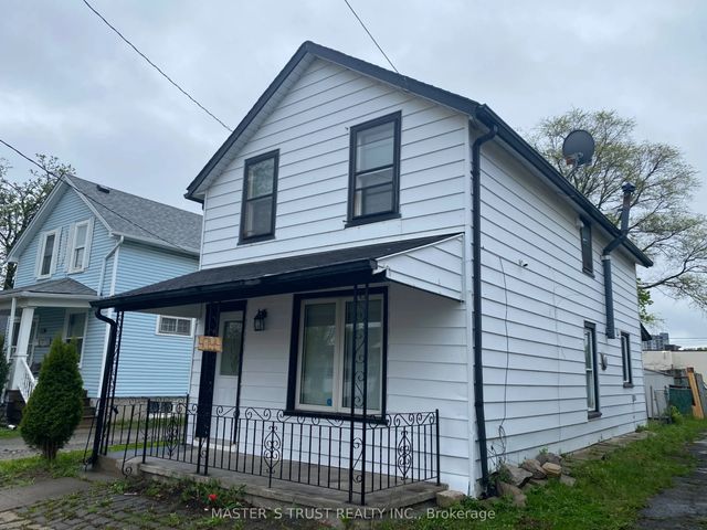 4744 Park Street, Niagara Falls