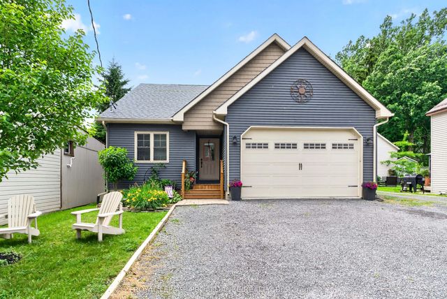 1086 Prince Street, Lansdowne Village