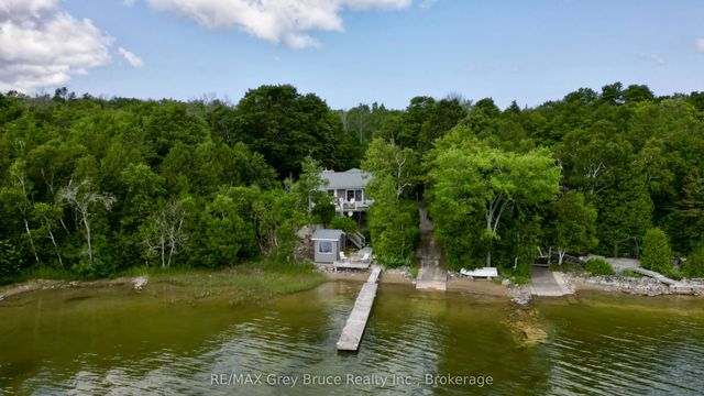 340 Barney's Boulevard, Northern Bruce Peninsula