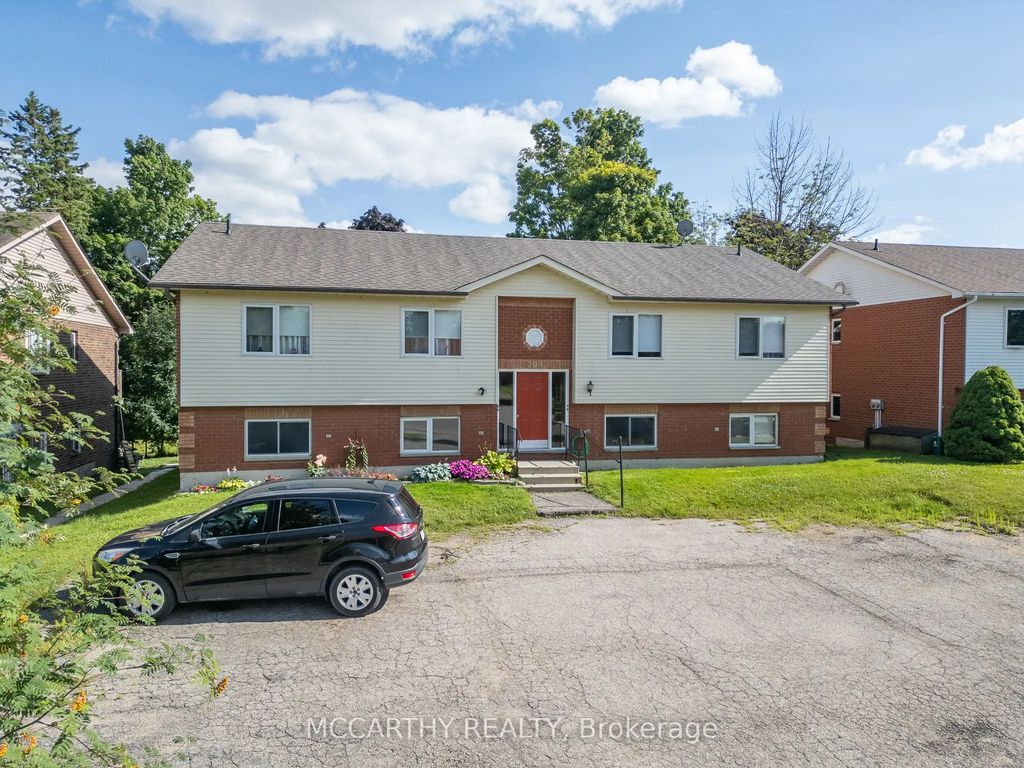 209 Sarah Court, Shelburne