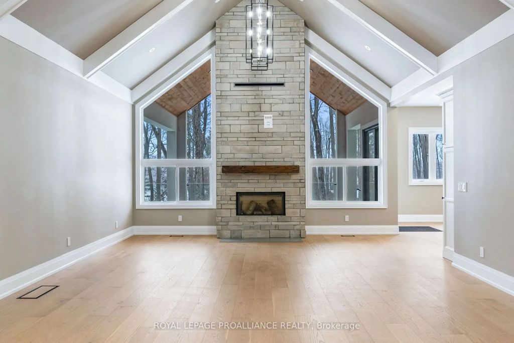160 Sumcot Drive, Trent Lakes