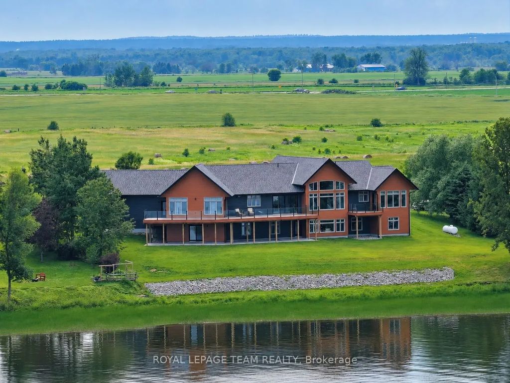 231 Finnerty Road, Whitewater Region