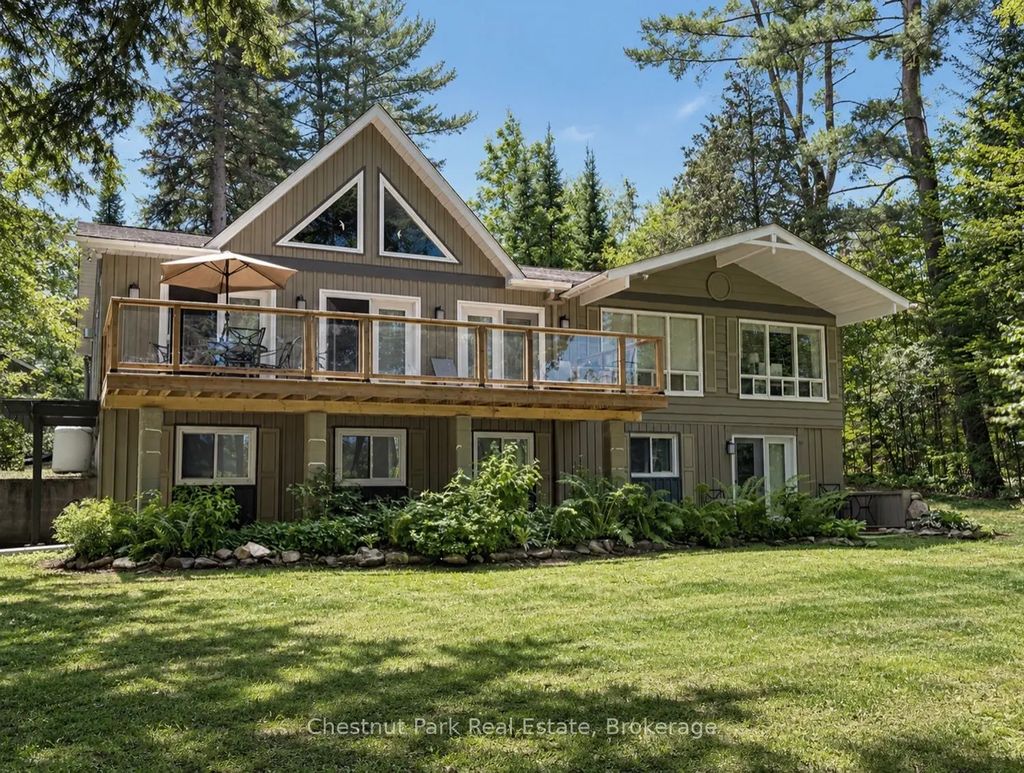 10453 County Road 503 Road, Highlands East