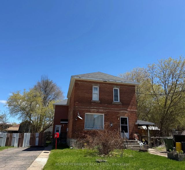 153 Cecelia Street, Pembroke