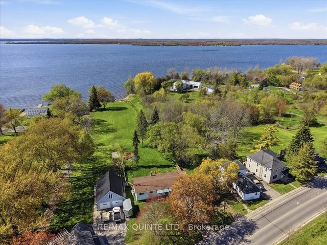 1467 County Rd 15 Road, Prince Edward County