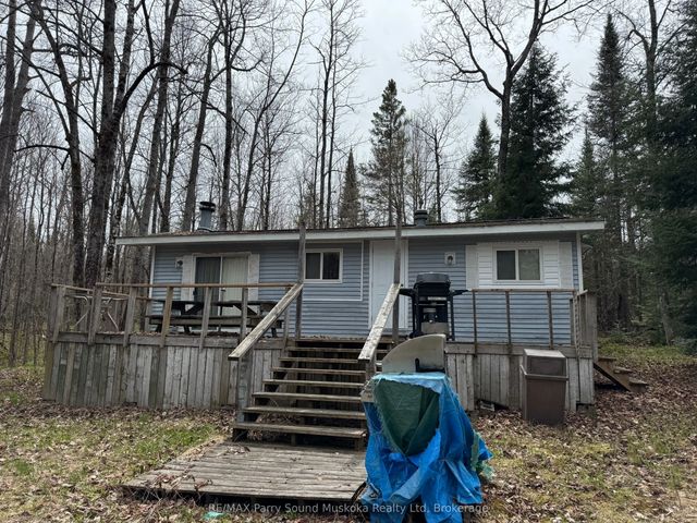 34 Weber Road, Parry Sound Remote Area