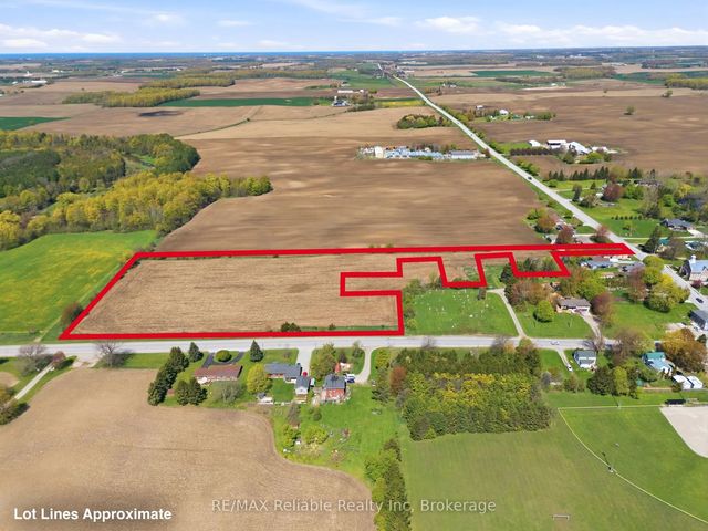 341 King's Road, Central Huron