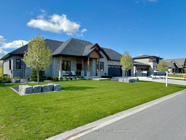 276 Hazelton Lane, South Huron