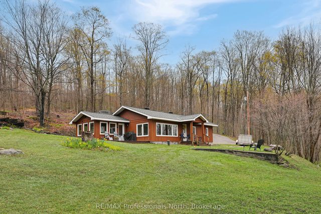 1765 Essonville Line, Highlands East