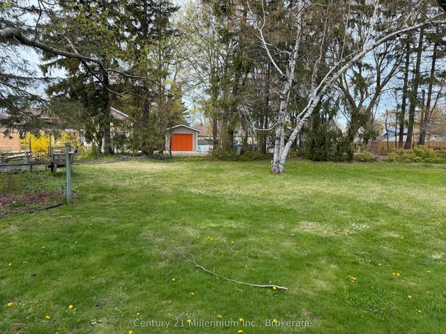 Laird Lane Part 1, Saugeen Shores