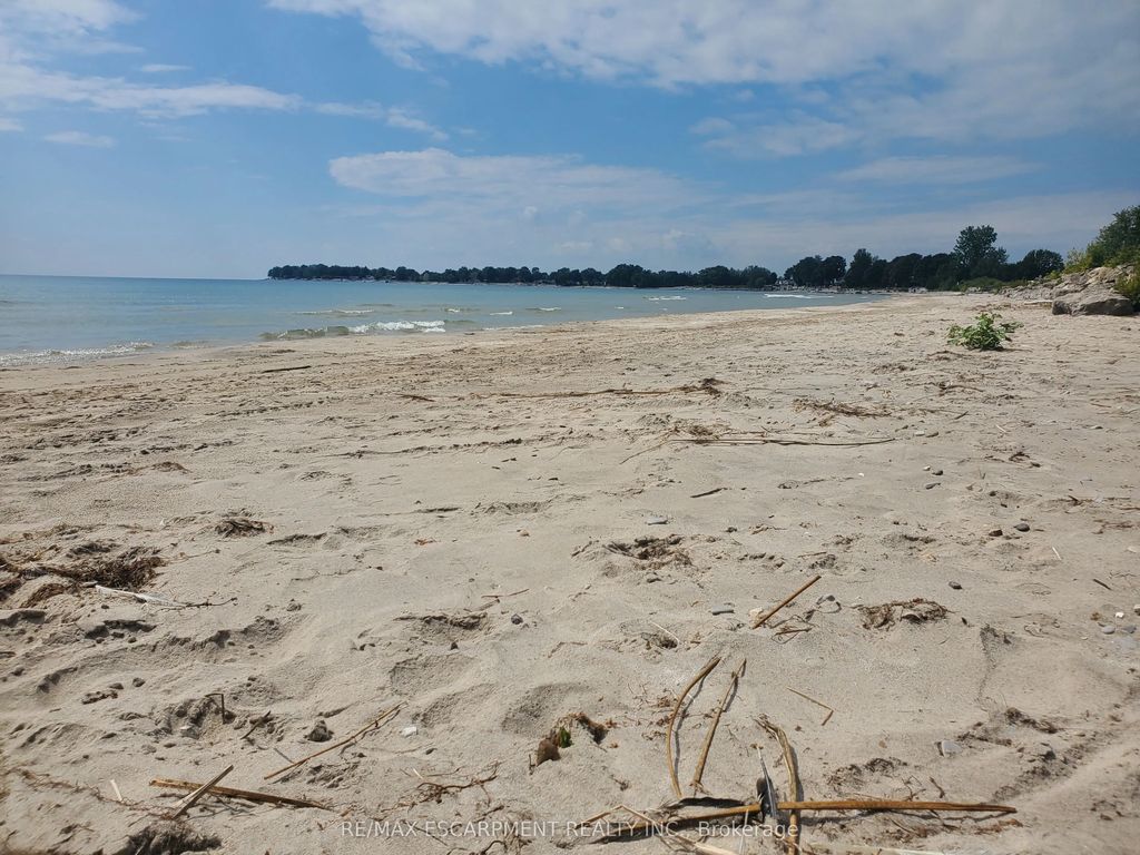 11705 Lakeshore Road 26, Wainfleet